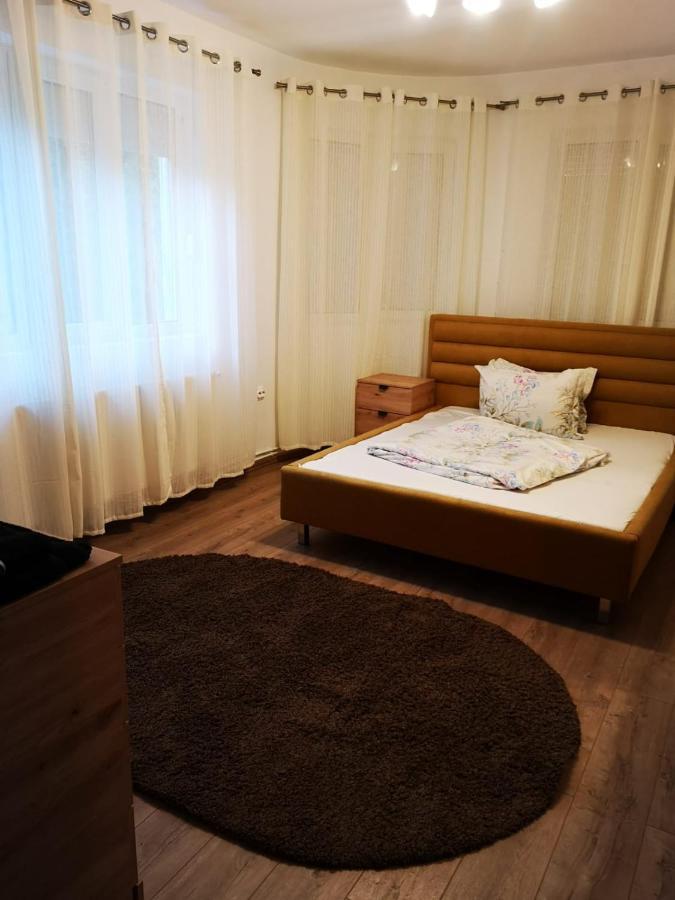 Apartamente Bobo Sîngeorgiu de Mureş エクステリア 写真