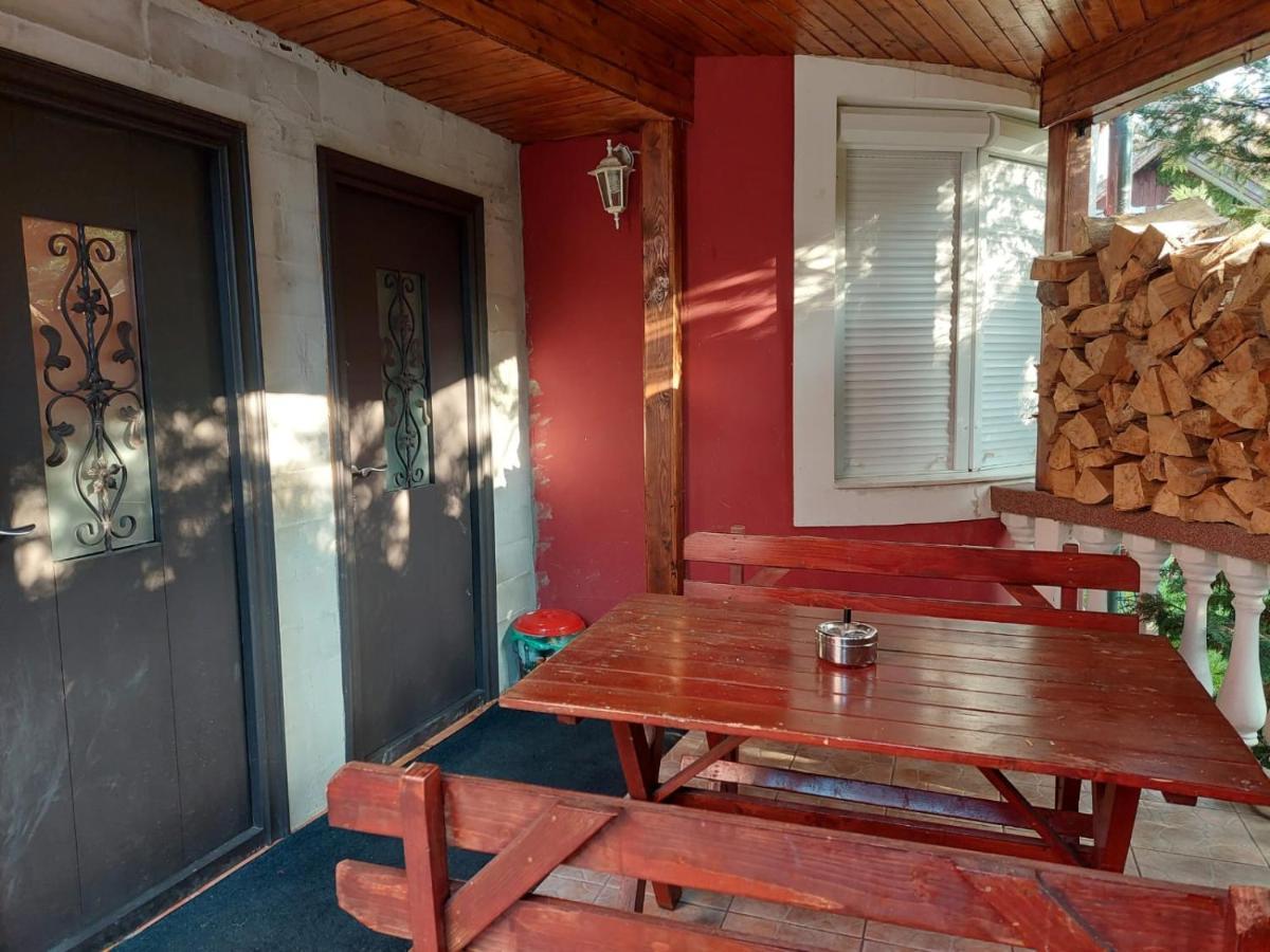 Apartamente Bobo Sîngeorgiu de Mureş エクステリア 写真