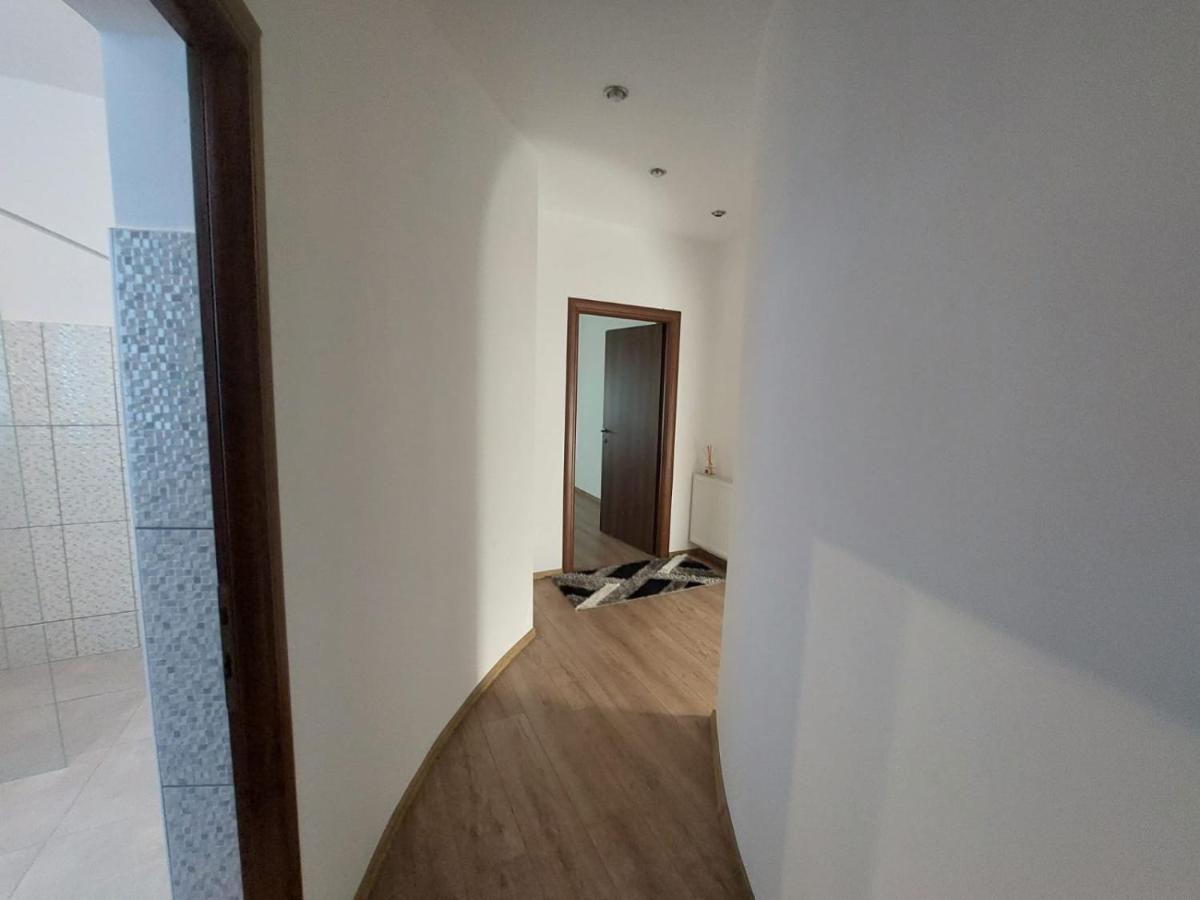 Apartamente Bobo Sîngeorgiu de Mureş エクステリア 写真